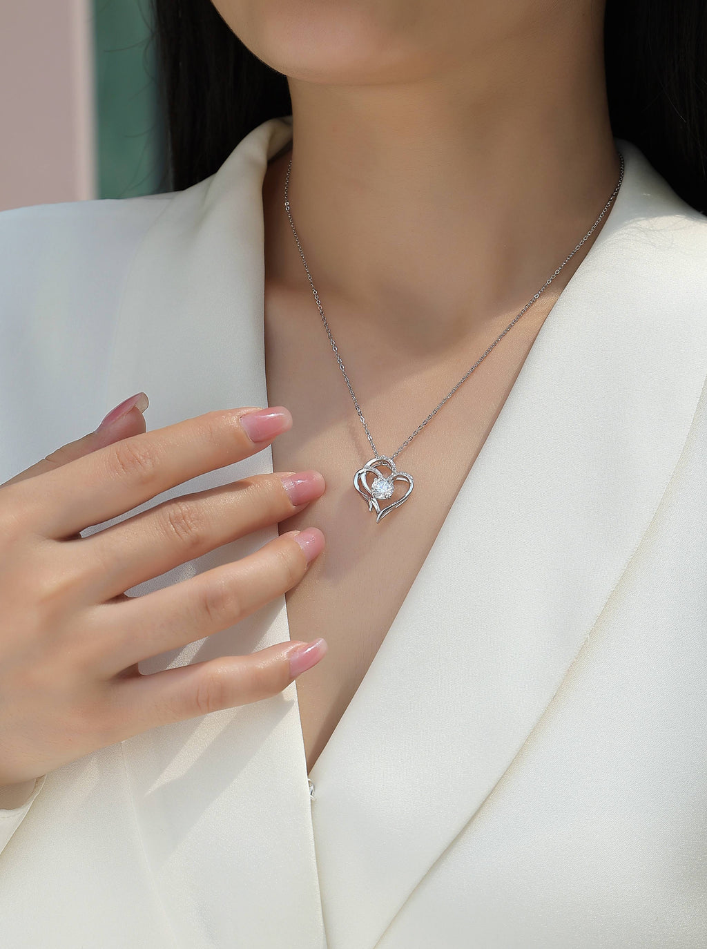 Heart To Heart - A Fashionable And Light Luxury Jewelry Pendant Necklace Set With Top-quality Moissanite, S925 Silver Plated Platinum