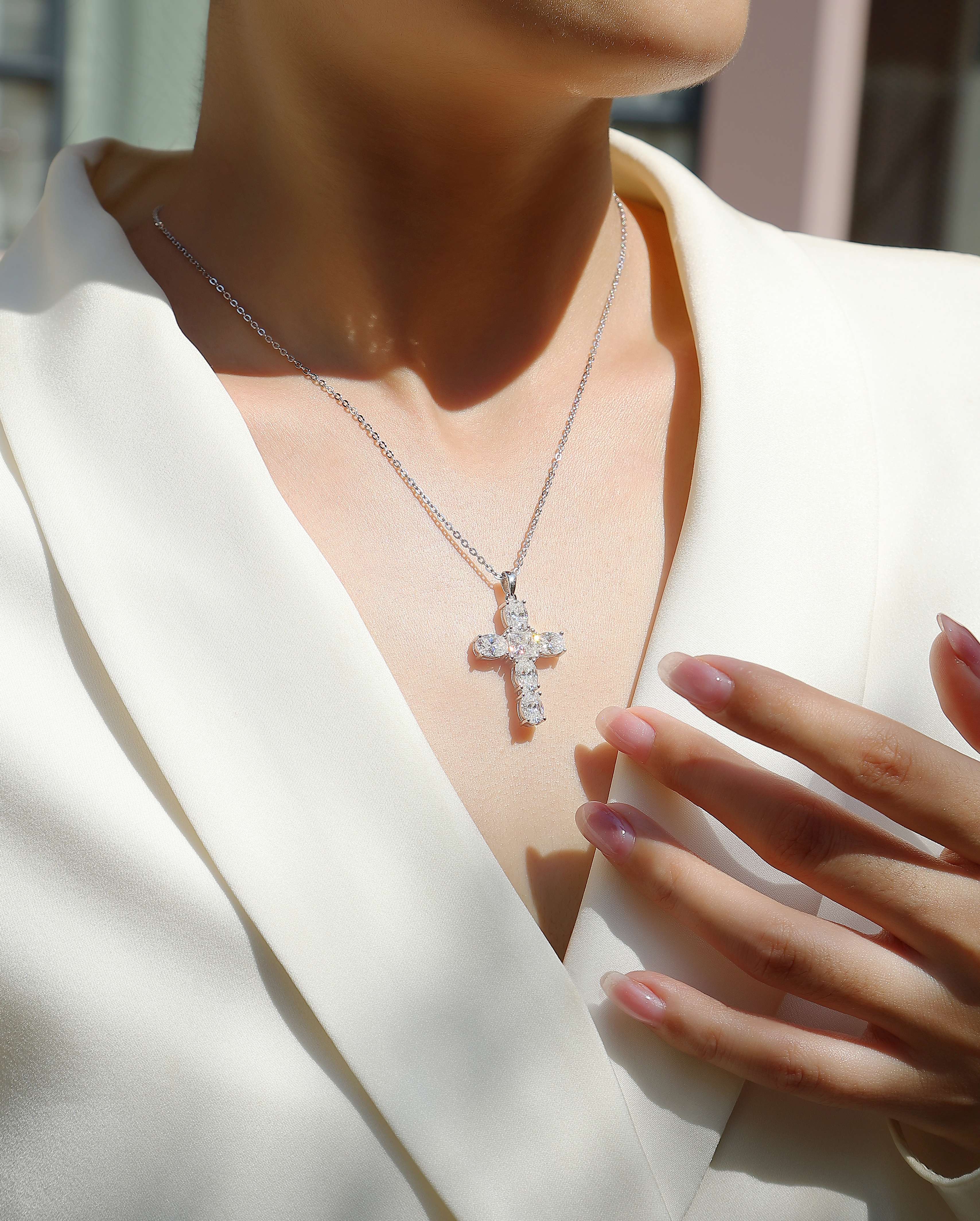 Eternal Faith – Moissanite Cross Necklace
A symbol of grace and brilliance. This elegant cross pendant is crafted with top-quality Moissanite stones, offering a stunning sparkle that stands the test of time.